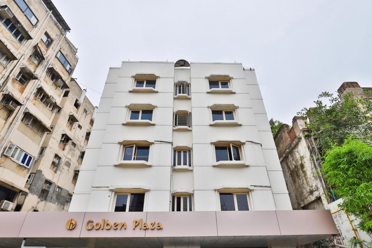 Oyo 2351 Hotel Golden Plaza 阿穆达巴 外观 照片